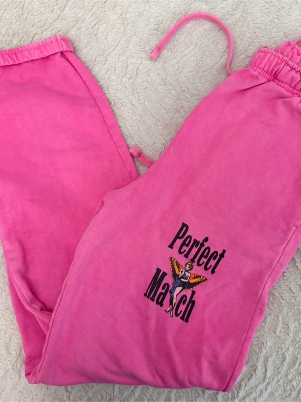 Pink Boys Lie Perfect Match sweatpants